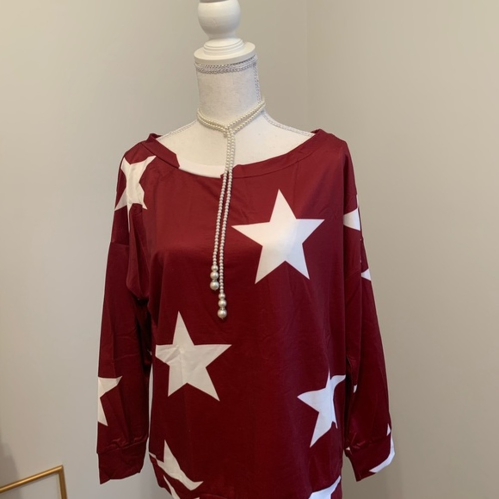 Red sweetheart Top - Picture 7 of 11
